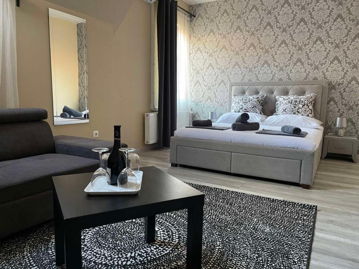 Vegvari Hotel Έγκερ Εξωτερικό φωτογραφία